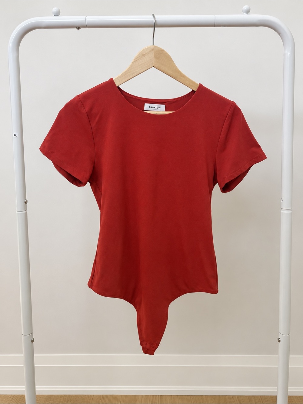 Babaton Rust-Red Short Sleeve Stretch Bodysuit